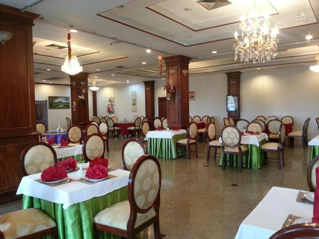 Angkham Hotel Vientiane Eksteriør bilde