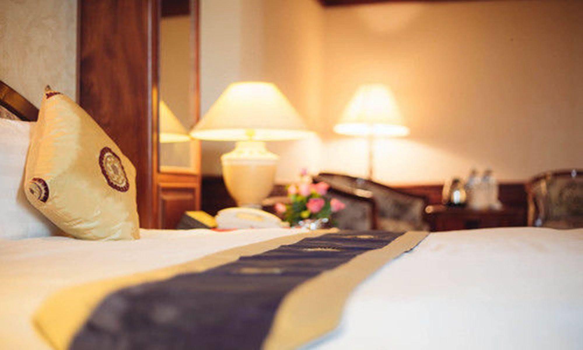 Angkham Hotel Vientiane Eksteriør bilde
